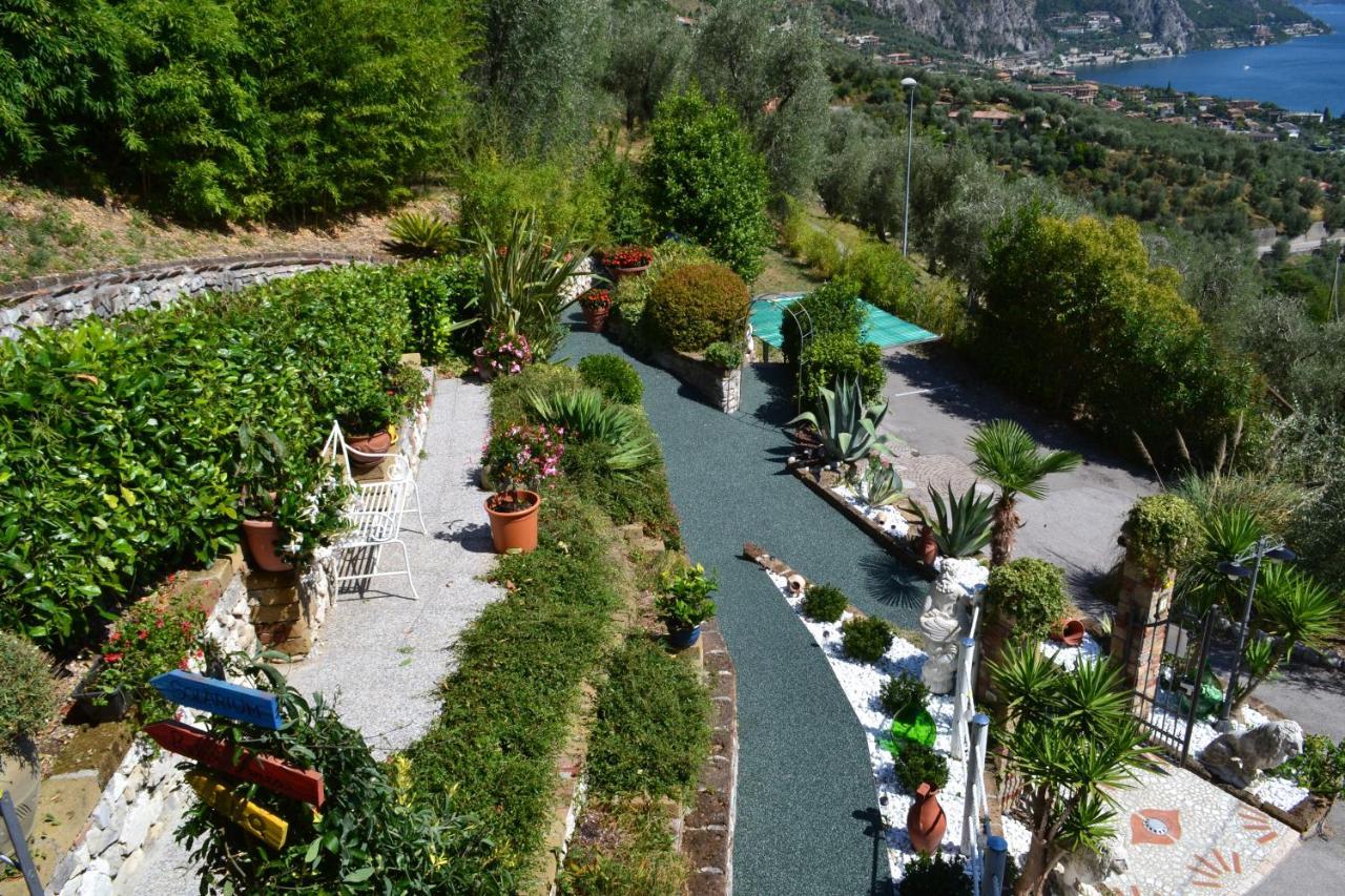 Appartamenti Casa Carlotta Limone sul Garda Bagian luar foto
